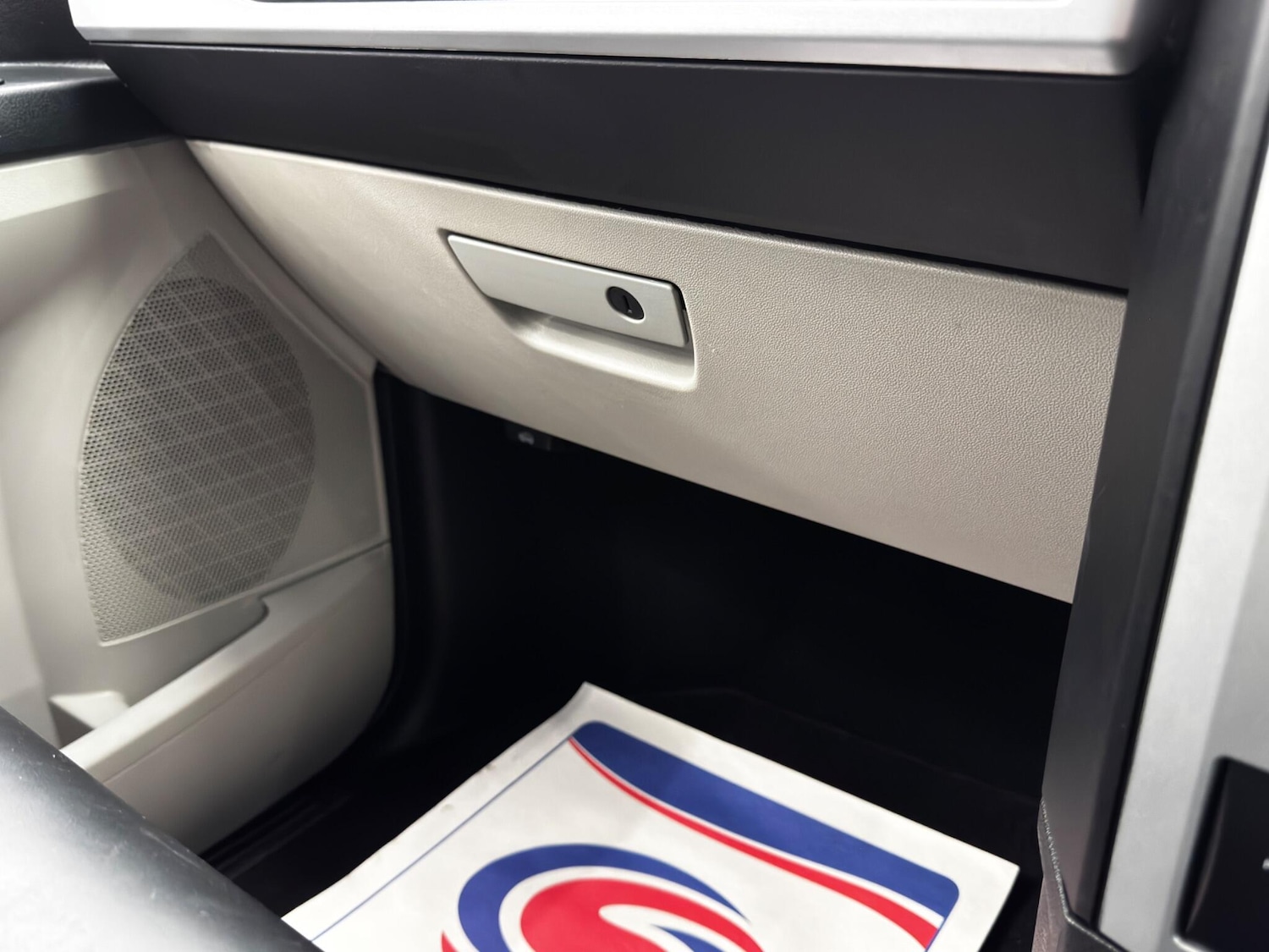 Used Chrysler Grand Voyager 2014 for sale - 76752733: Photo 33