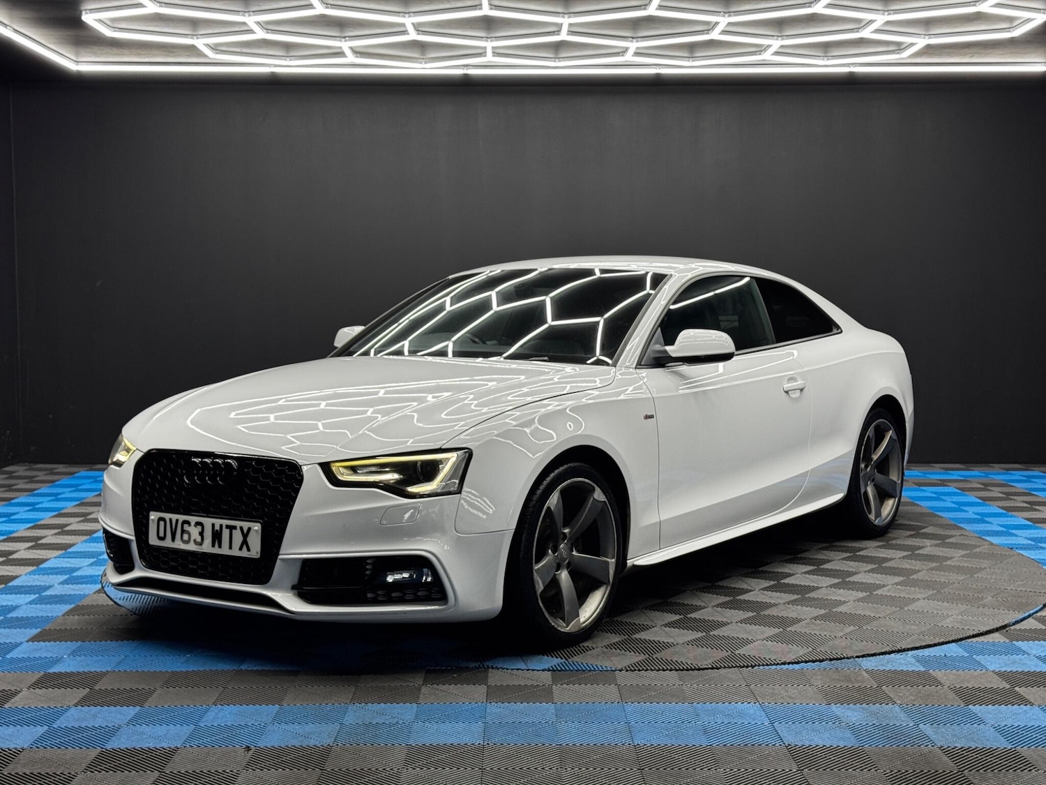 Used Audi A5 2013 for sale - 76802068: Photo 3