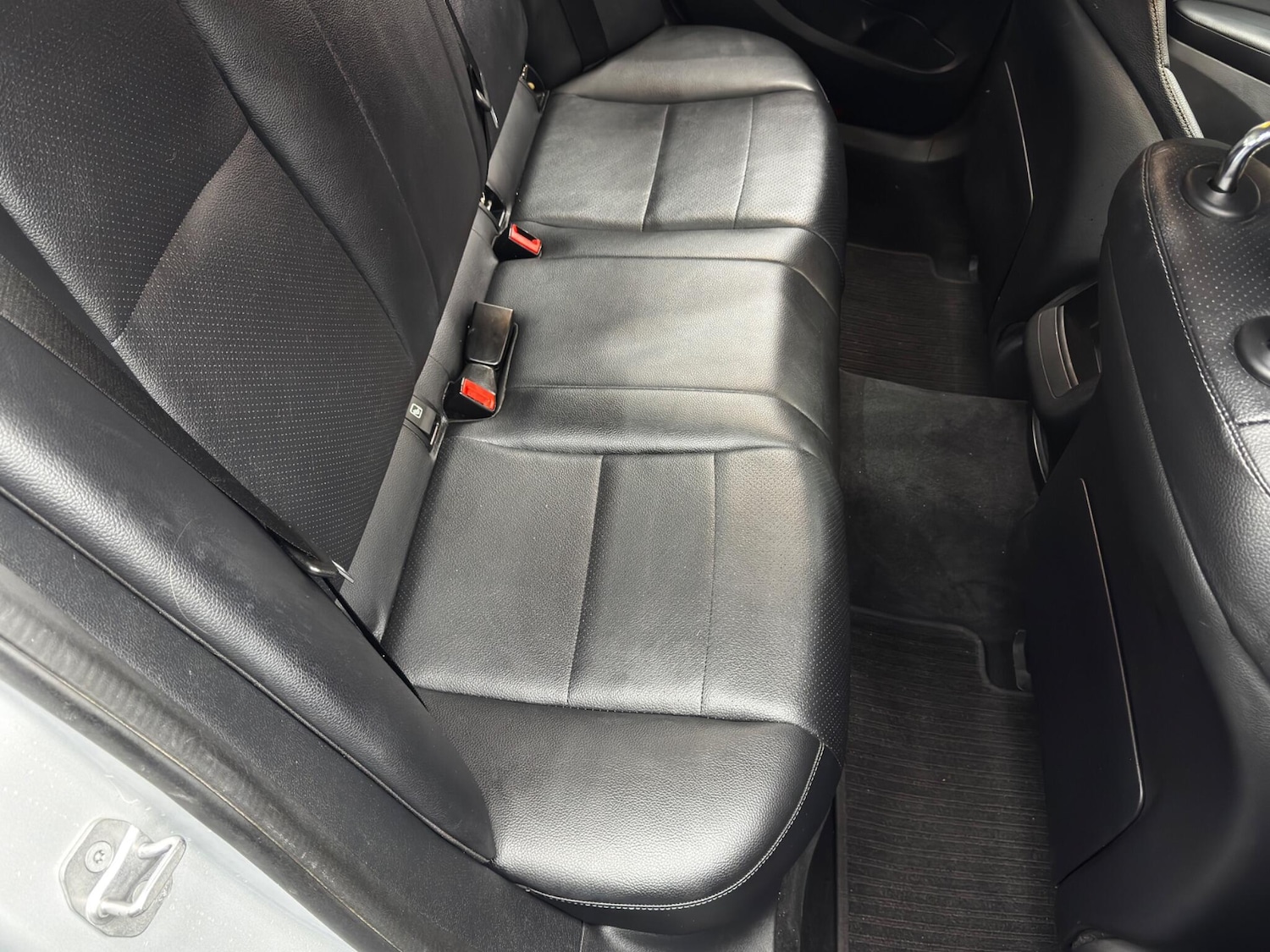 Used Mercedes-Benz C Class 2018 for sale - 76634281: Photo 16