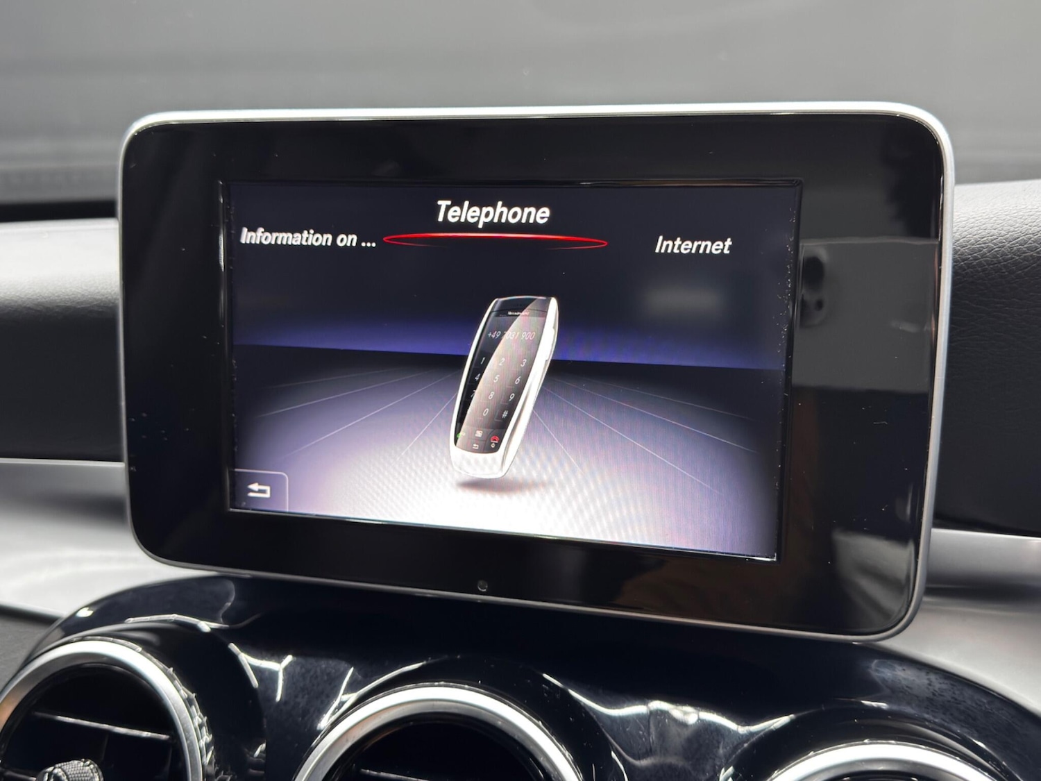 Used Mercedes-Benz C Class 2018 for sale - 76634281: Photo 29