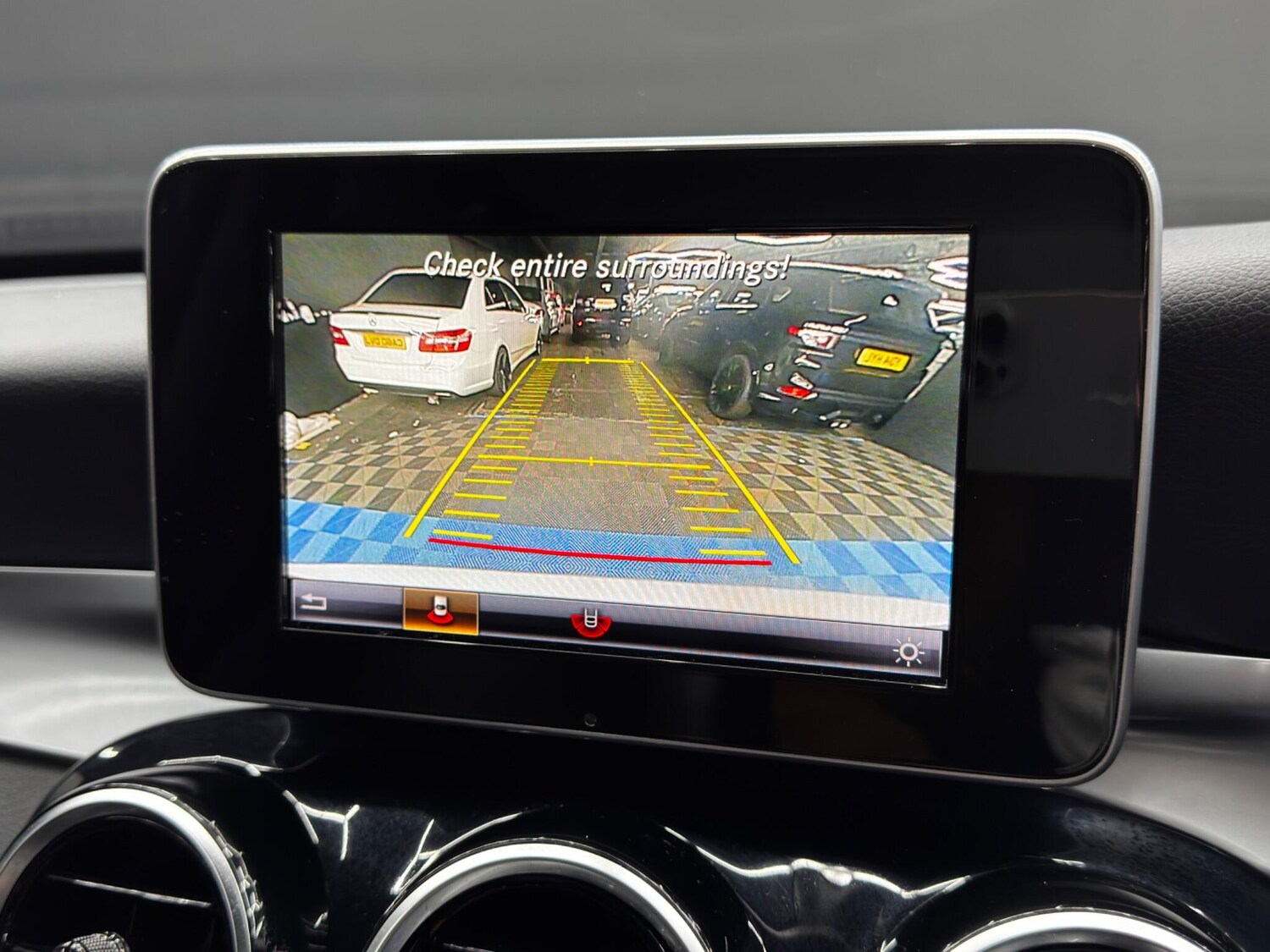 Used Mercedes-Benz C Class 2018 for sale - 76634281: Photo 32