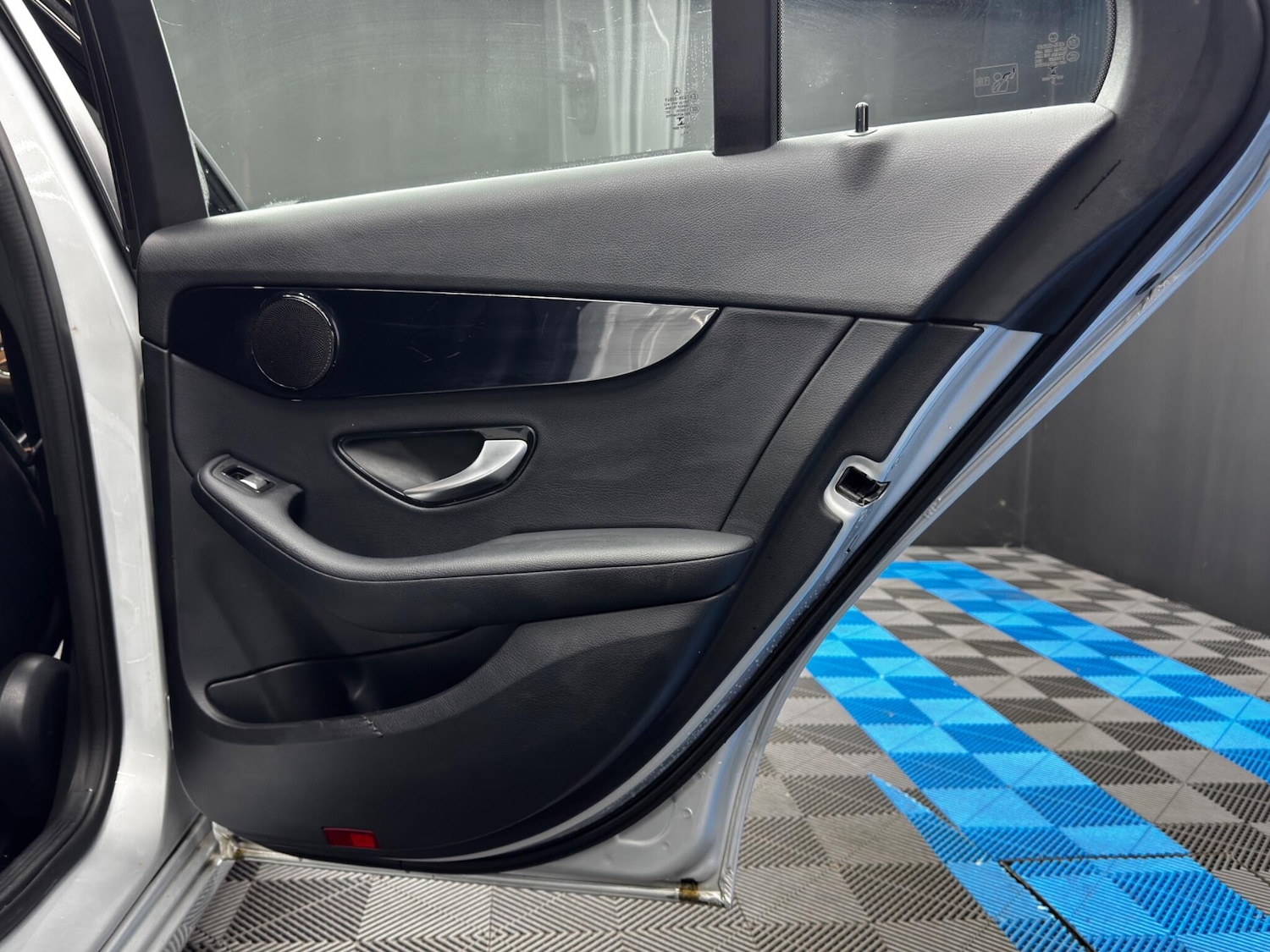 Used Mercedes-Benz C Class 2018 for sale - 76634281: Photo 39