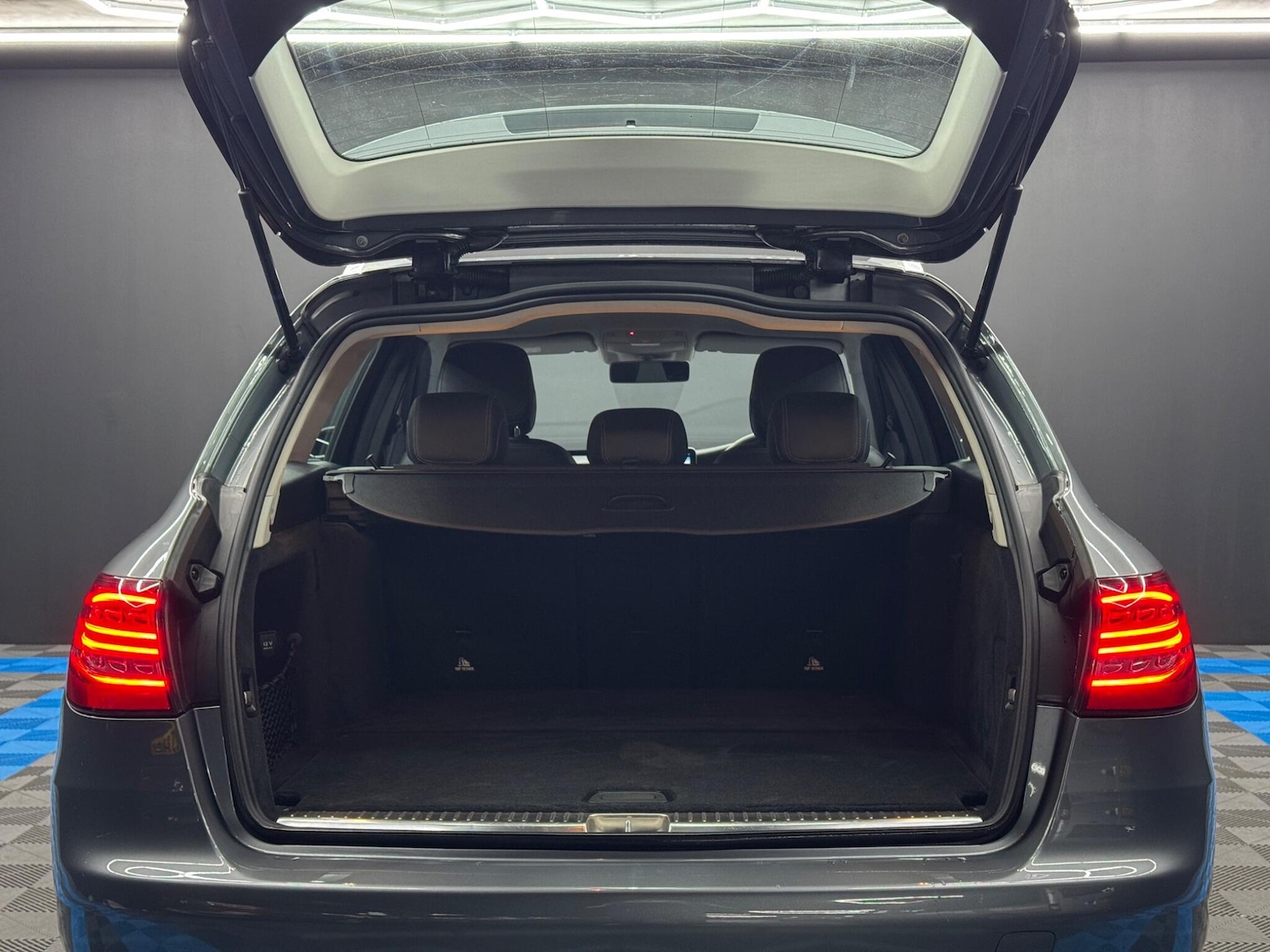 Used Mercedes-Benz C Class 2019 for sale - 77305031: Photo 37