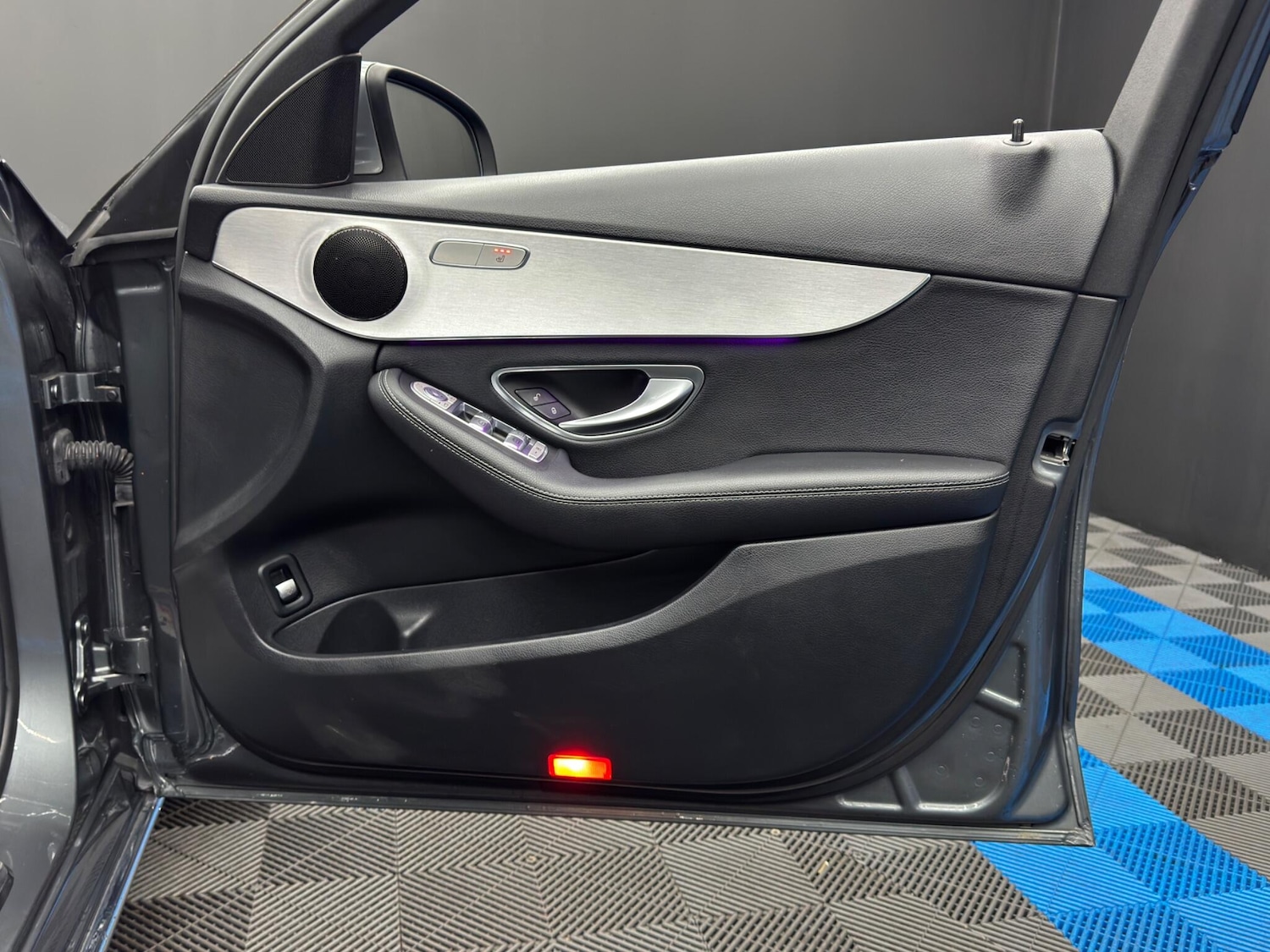 Used Mercedes-Benz C Class 2019 for sale - 77305031: Photo 38