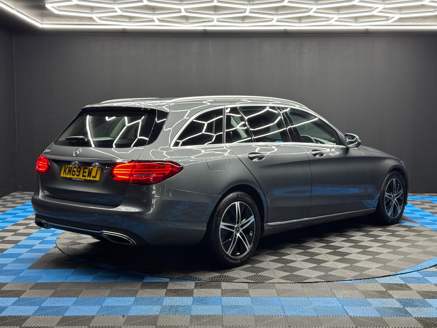 Used Mercedes-Benz C Class 2019 for sale - 77305031: Photo 5