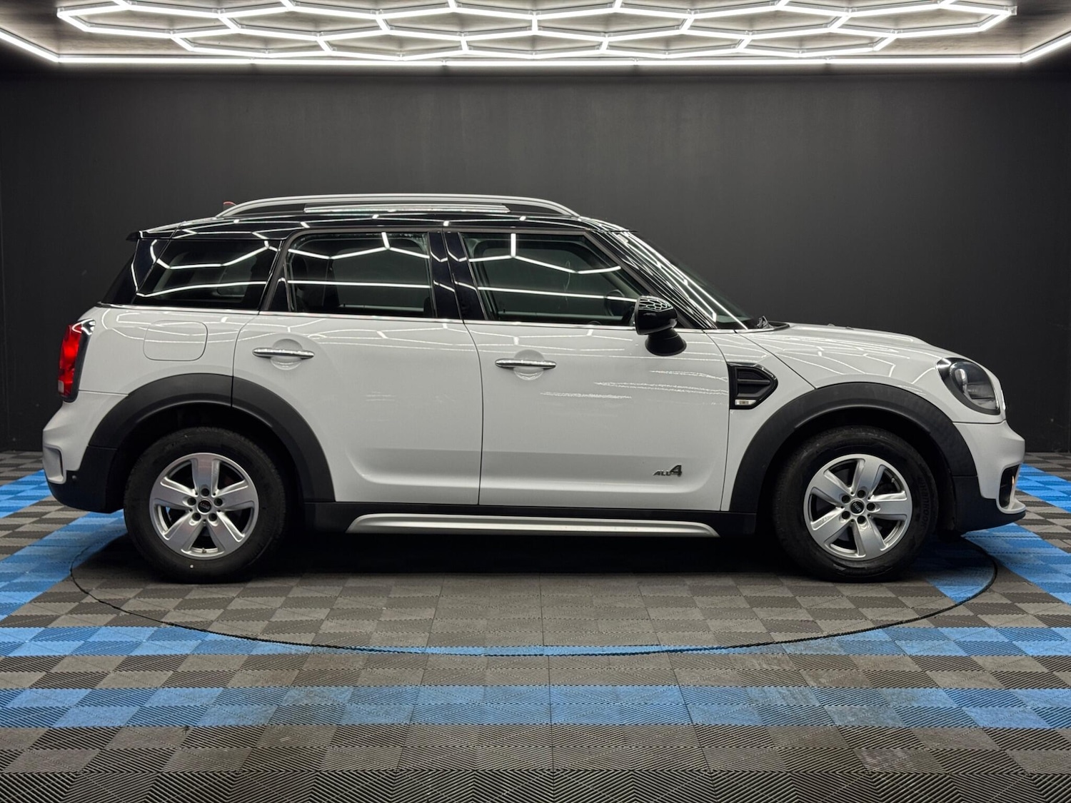Used MINI Countryman 2018 for sale - 77612739: Photo 4