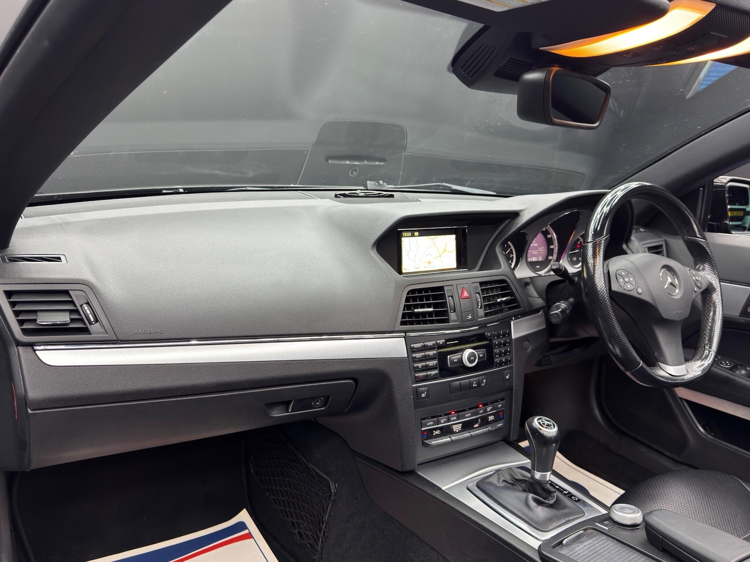 Used Mercedes-Benz E Class 2011 for sale - 77737266: Photo 11