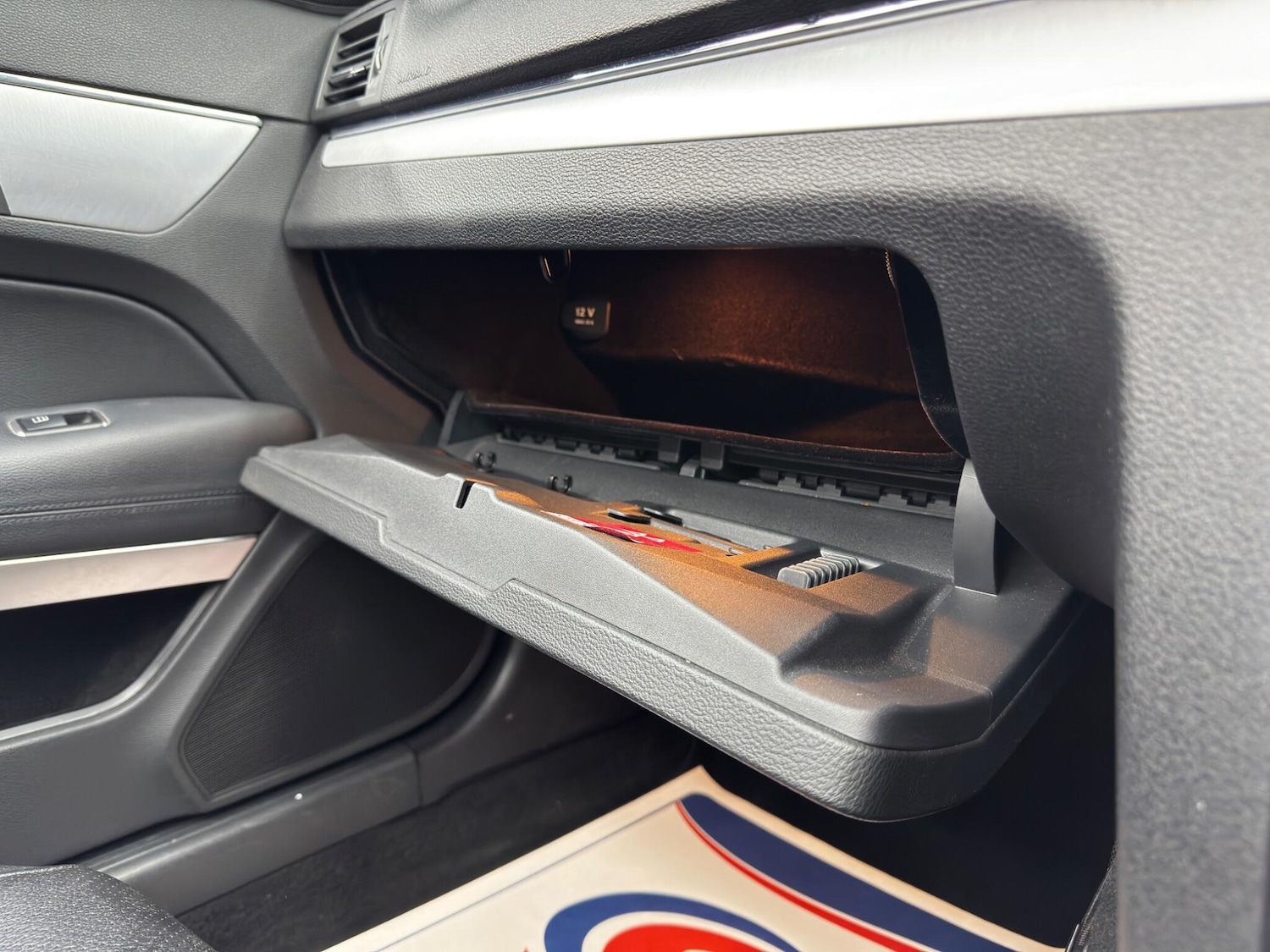 Used Mercedes-Benz E Class 2011 for sale - 77737266: Photo 35