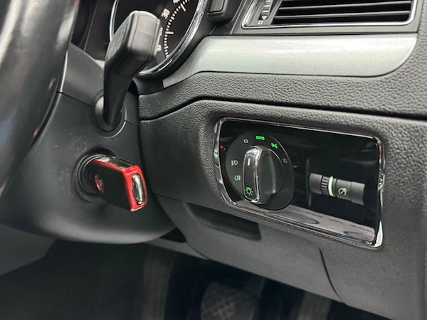 Used Skoda Superb 2015 for sale - 74452898: Photo 24