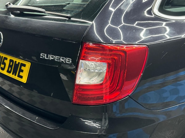 Used Skoda Superb 2015 for sale - 74452898: Photo 40