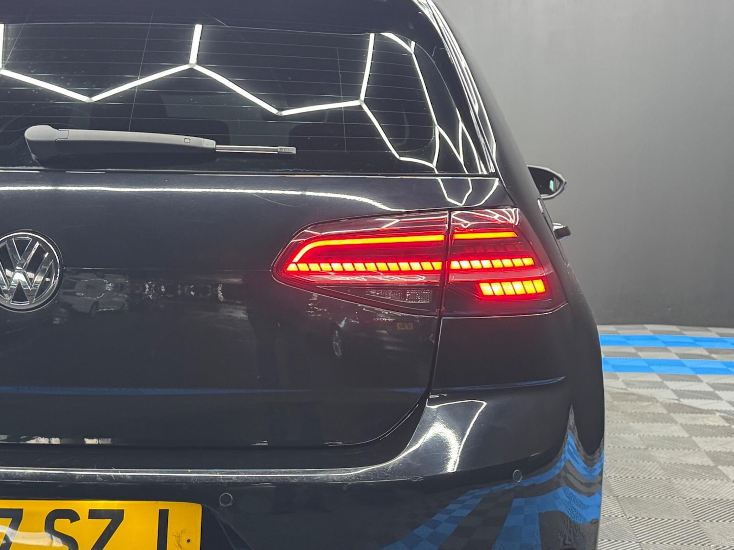 Used Volkswagen Golf 2017 for sale - 77315211: Photo 41