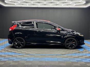 Used Ford Fiesta 2016 for sale - 75658077: Photo