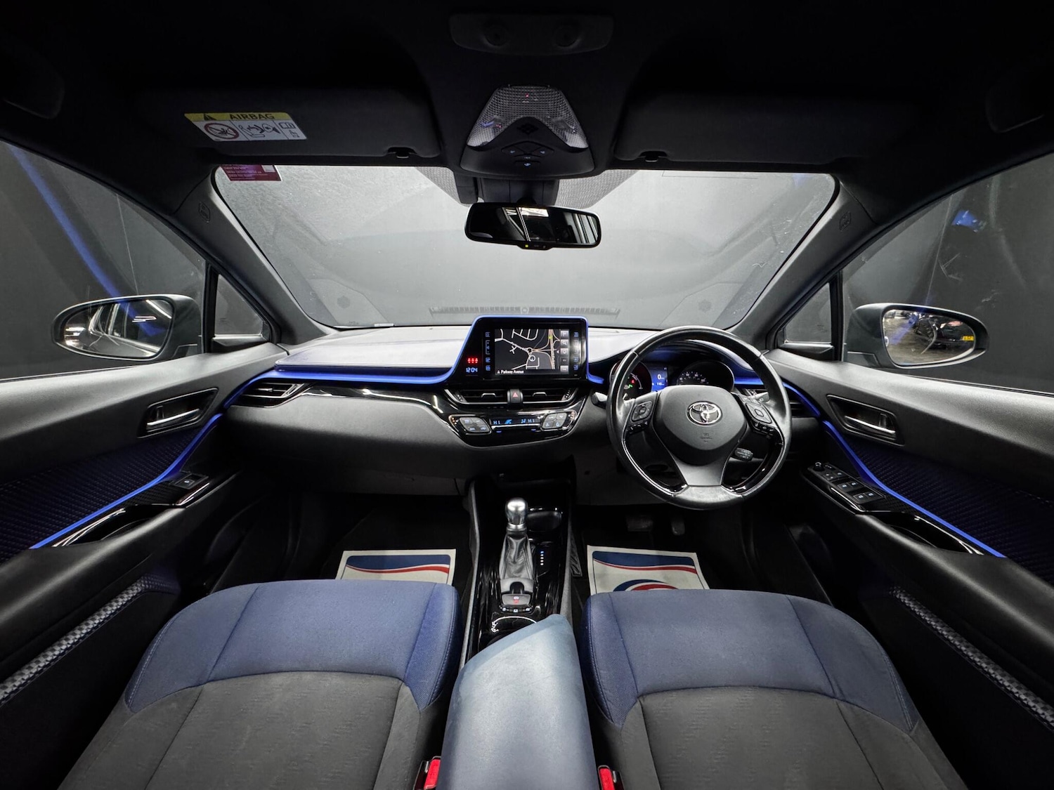 Used Toyota C-HR for sale - 77807811: Photo 17