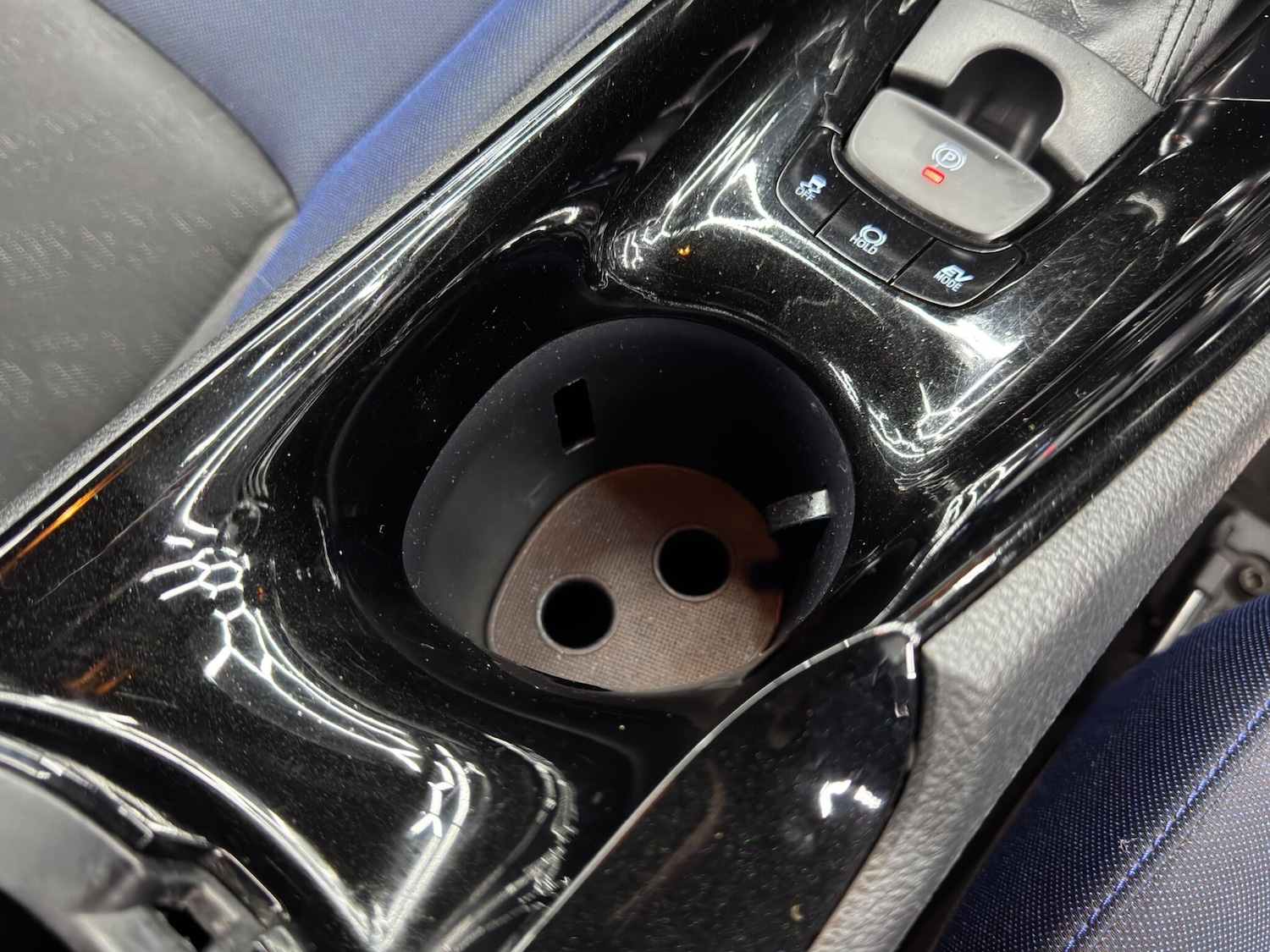 Used Toyota C-HR for sale - 77807811: Photo 25