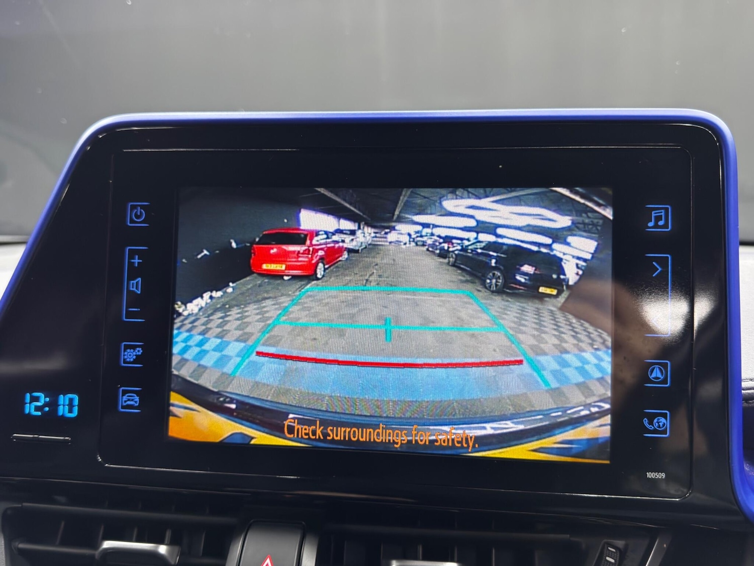 Used Toyota C-HR for sale - 77807811: Photo 33