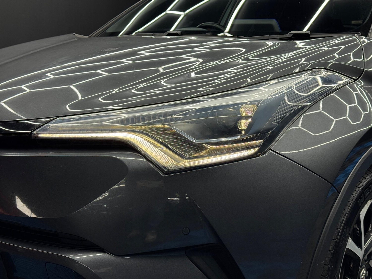 Used Toyota C-HR for sale - 77807811: Photo 43