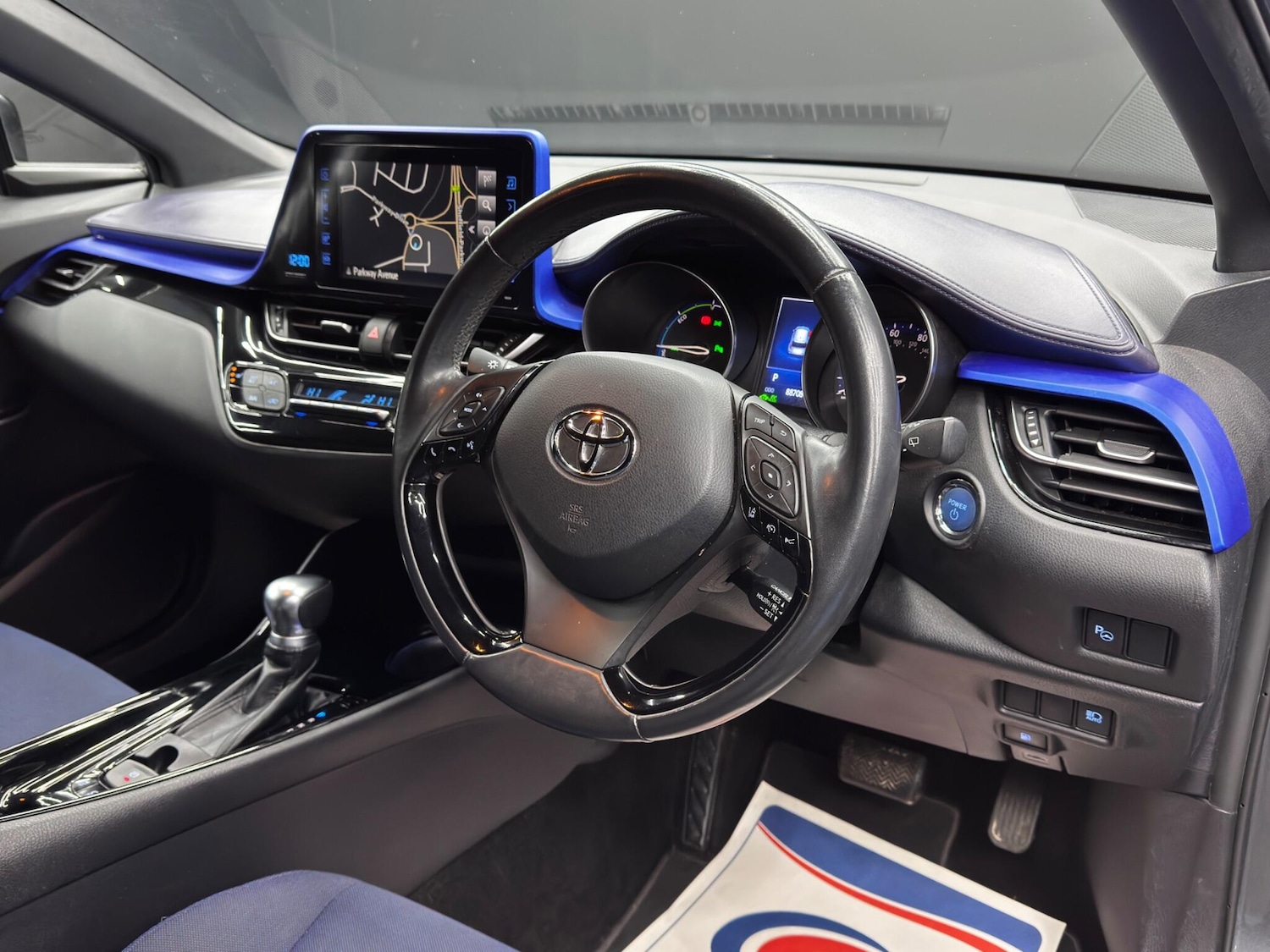 Used Toyota C-HR for sale - 77807811: Photo 9