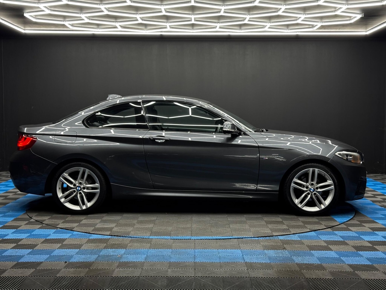 Used BMW 2 Series 2015 for sale - 76550396: Photo 4