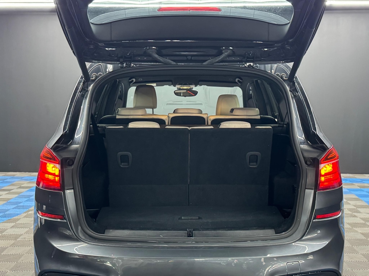 Vehicle 41