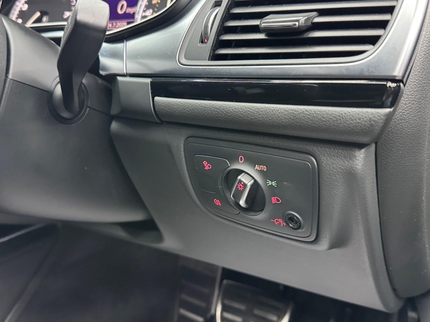 Vehicle 25