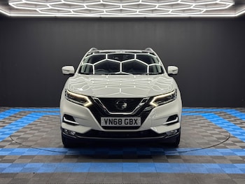 Used Nissan Qashqai 2018 for sale - 76314421: Photo 2