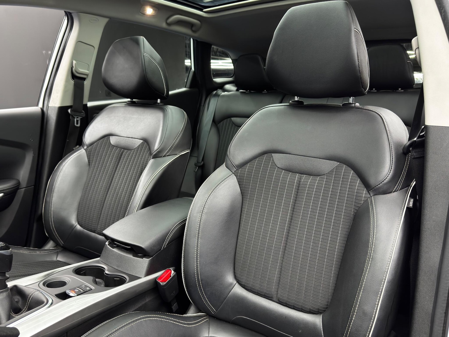 Used Renault Kadjar 2018 for sale - 76992189: Photo 14