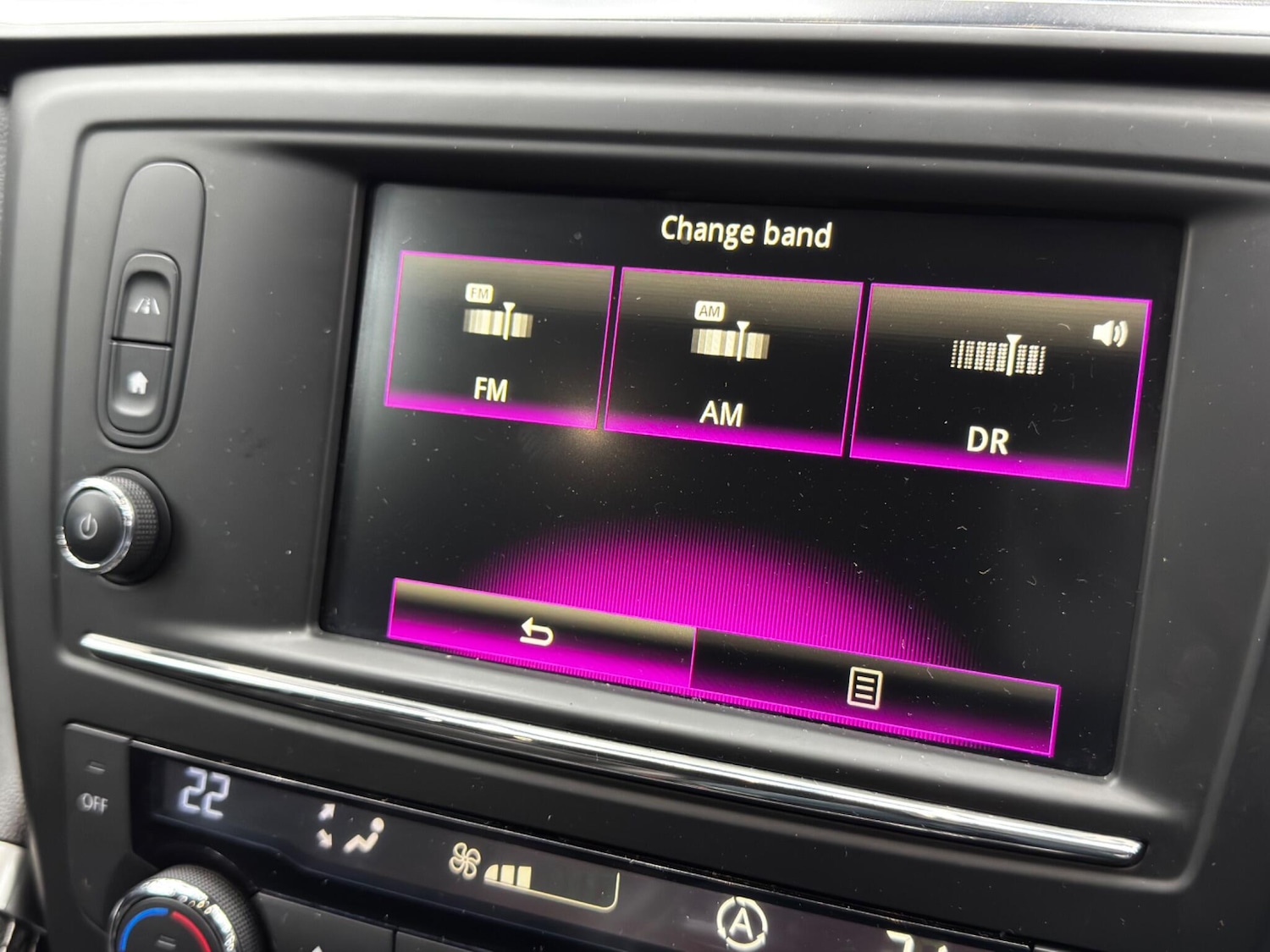 Used Renault Kadjar 2018 for sale - 76992189: Photo 32