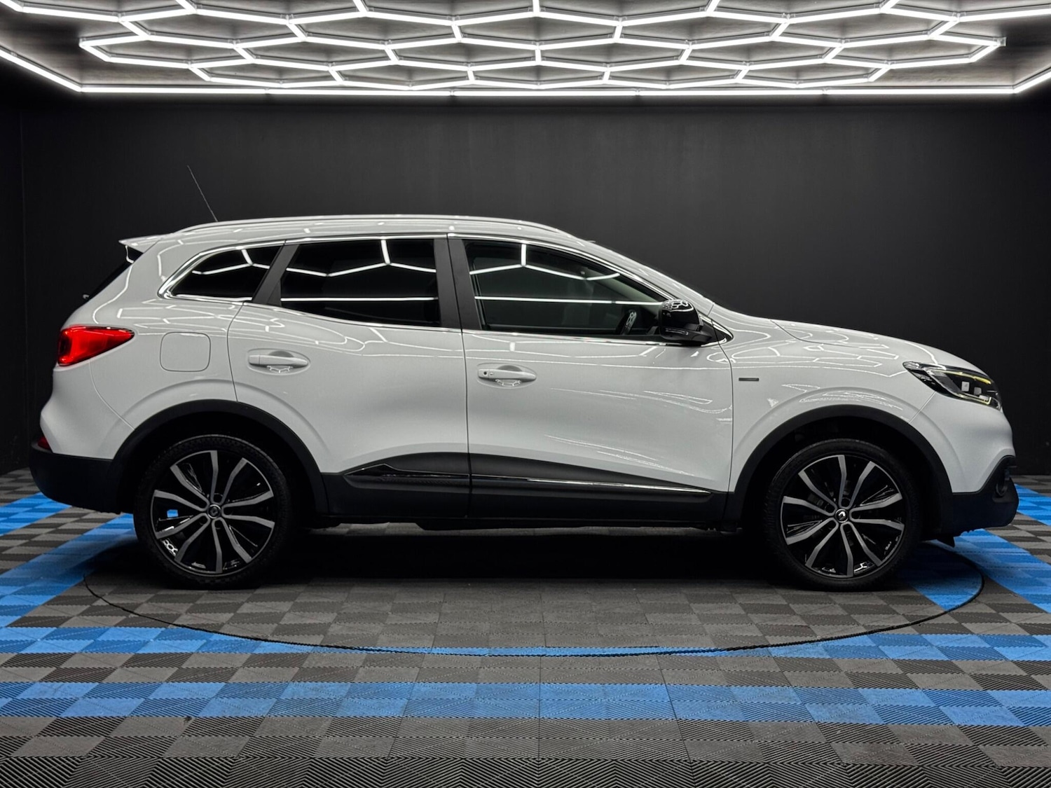 Used Renault Kadjar 2018 for sale - 76992189: Photo 4