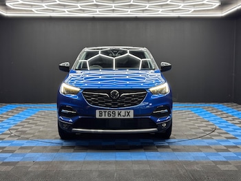 Used Vauxhall Grandland X 2019 for sale - 76239278: Photo 2