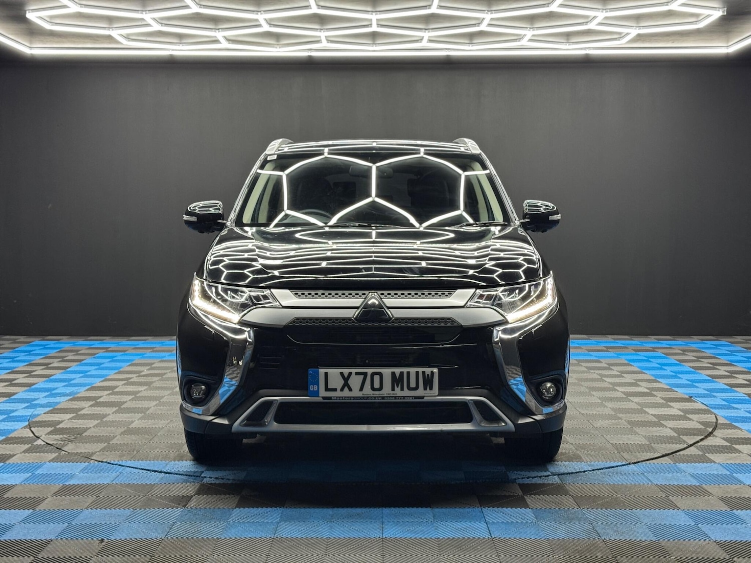 Used Mitsubishi Outlander 2020 for sale - 77131239: Photo 2