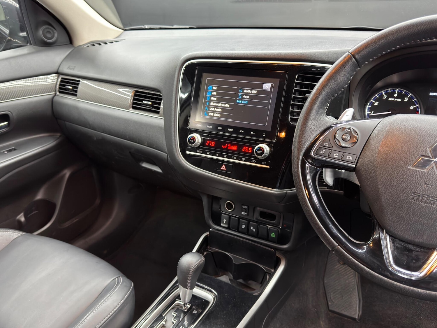 Used Mitsubishi Outlander 2020 for sale - 77131239: Photo 24