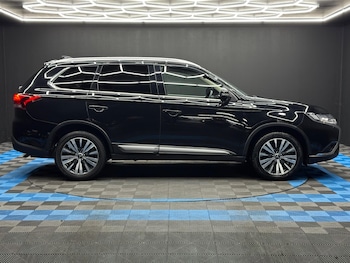 Used Mitsubishi Outlander 2020 for sale - 77131239: Photo