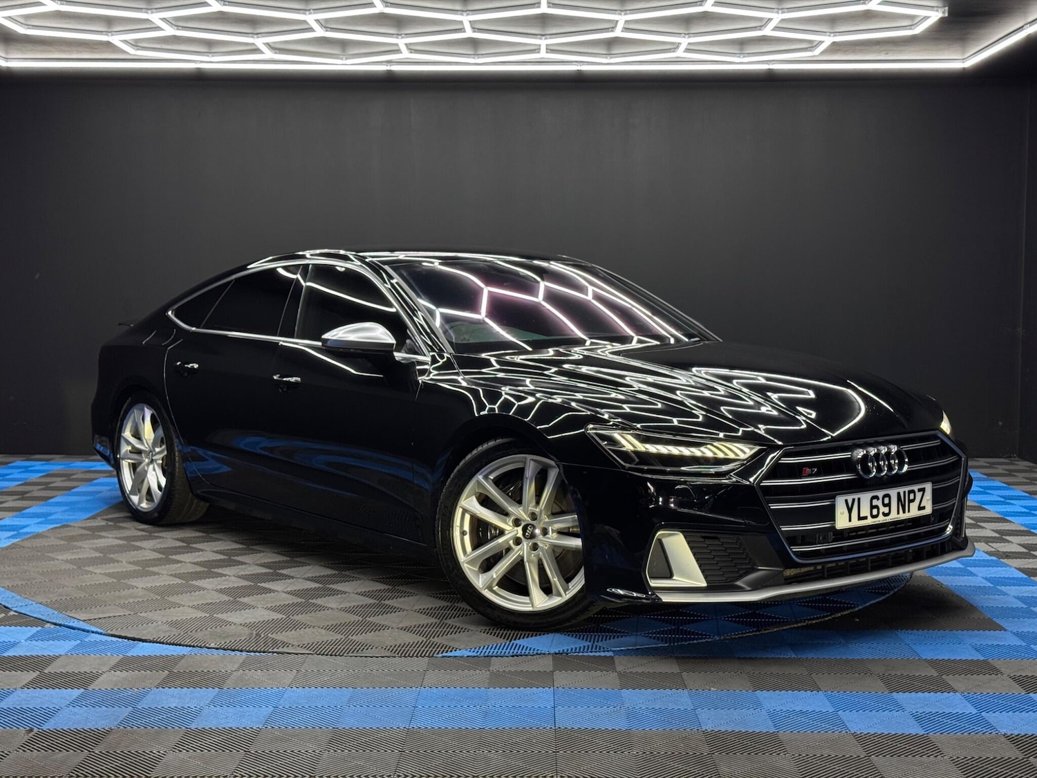 Used Audi A7 2020 for sale - 76457818: Photo 1