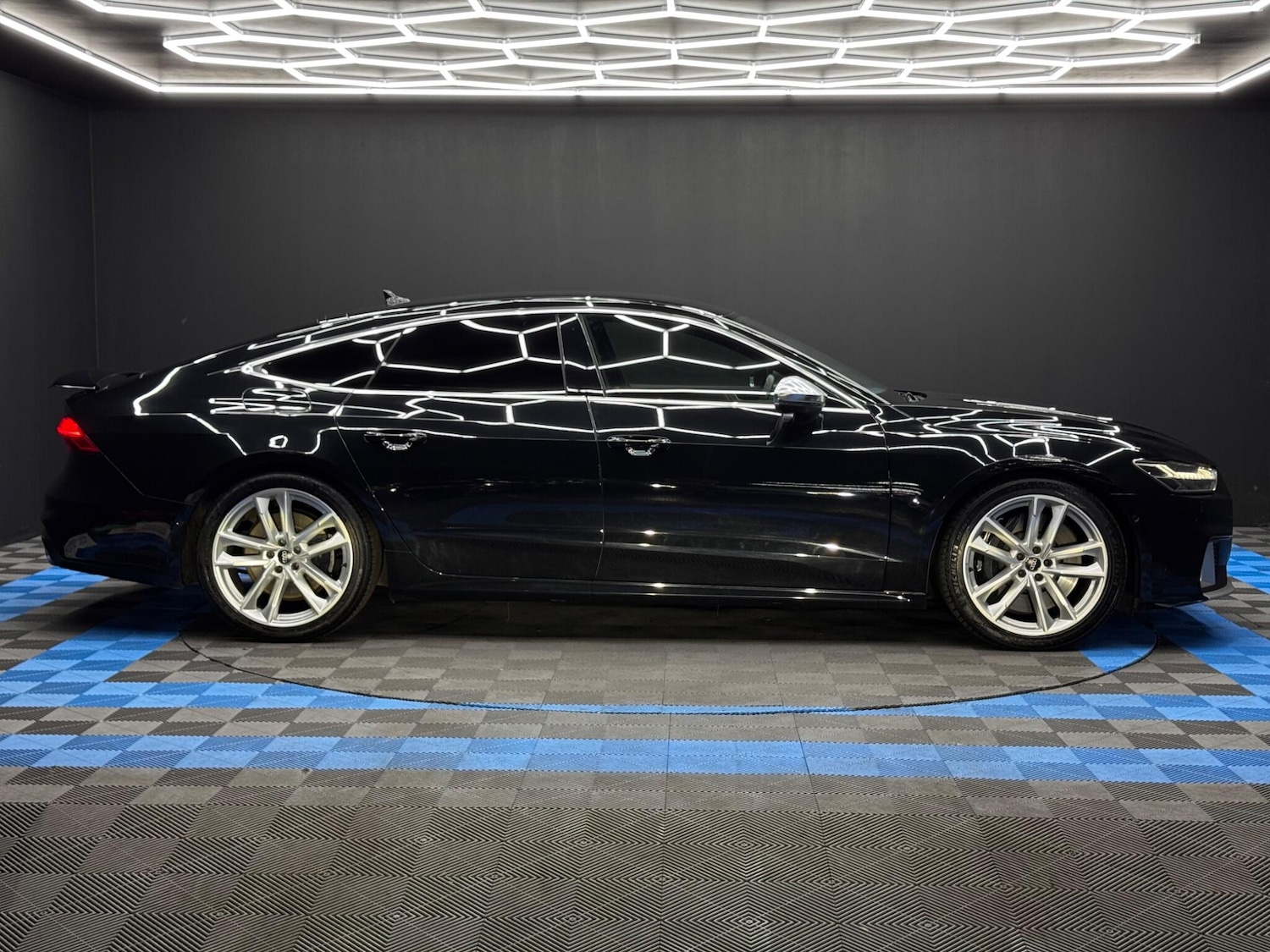 Used Audi A7 2020 for sale - 76457818: Photo 4