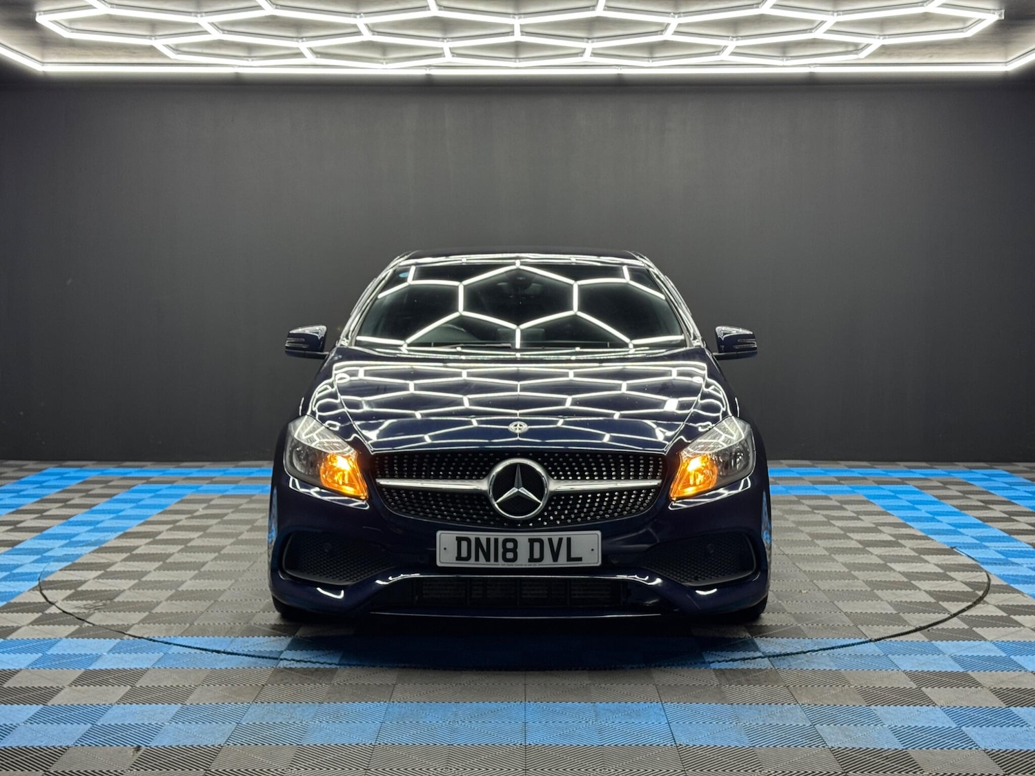 Used Mercedes-Benz A-Class 2018 for sale - 77229505: Photo 2