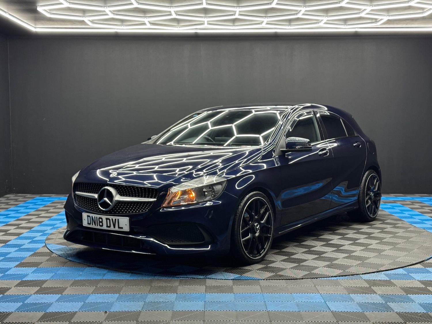 Used Mercedes-Benz A-Class 2018 for sale - 77229505: Photo 3