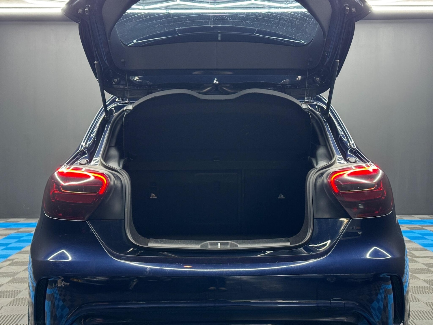 Used Mercedes-Benz A-Class 2018 for sale - 77229505: Photo 36