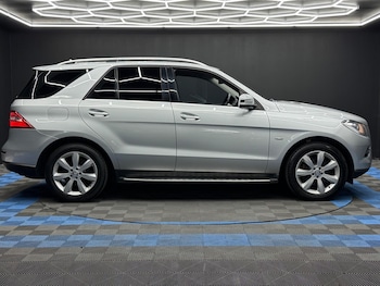 Used Mercedes-Benz M-Class 2012 for sale - 75741746: Photo