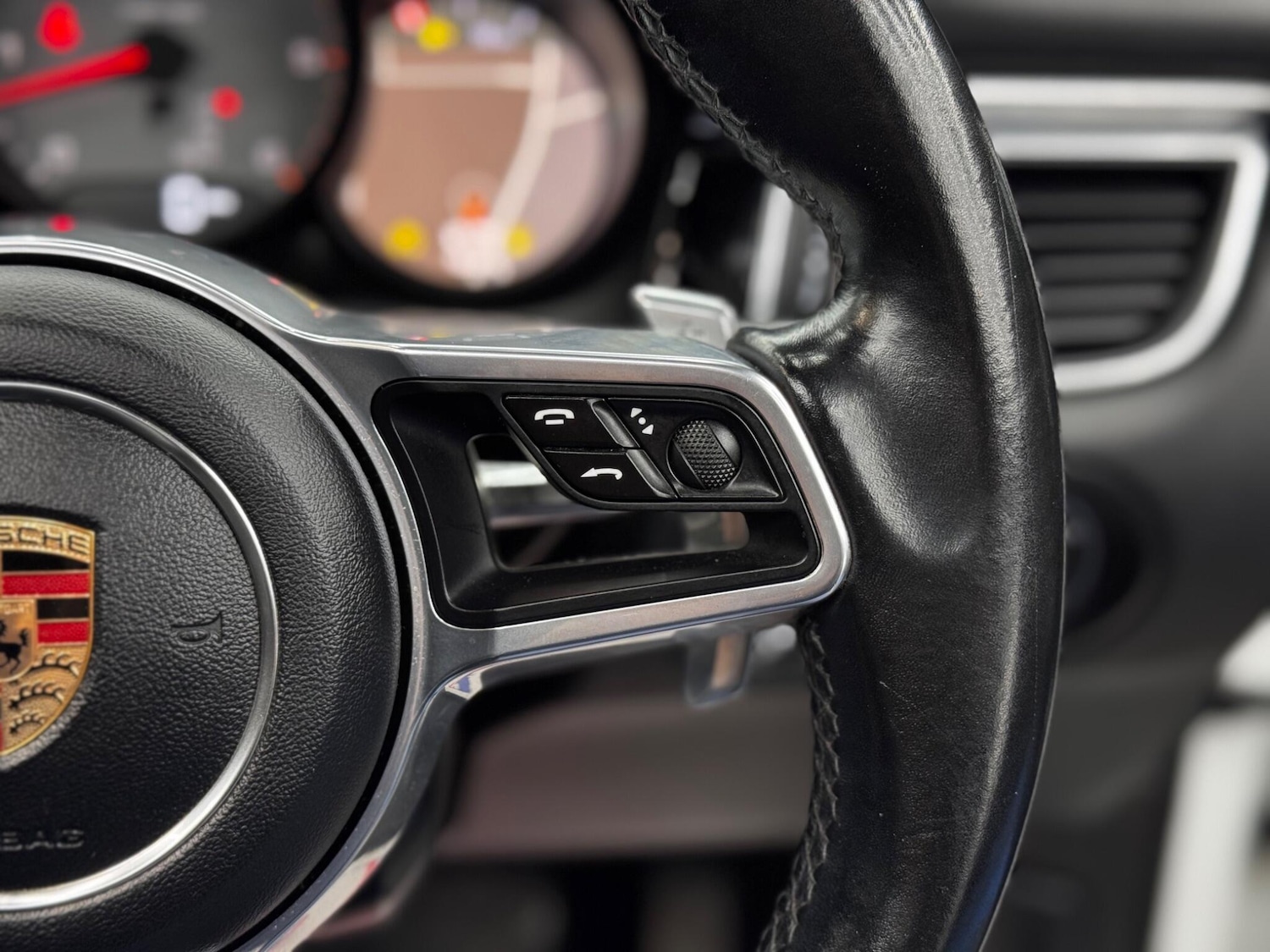 Used Porsche Macan 2017 for sale - 76307031: Photo 21