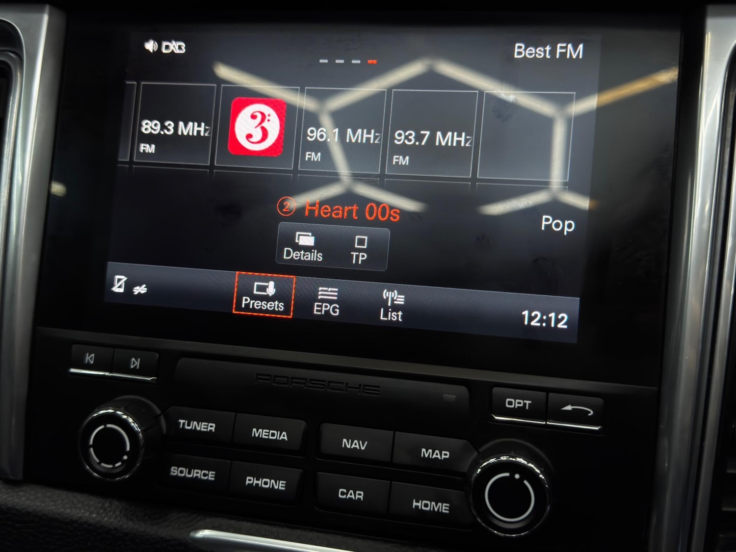 Used Porsche Macan 2017 for sale - 76307031: Photo 32