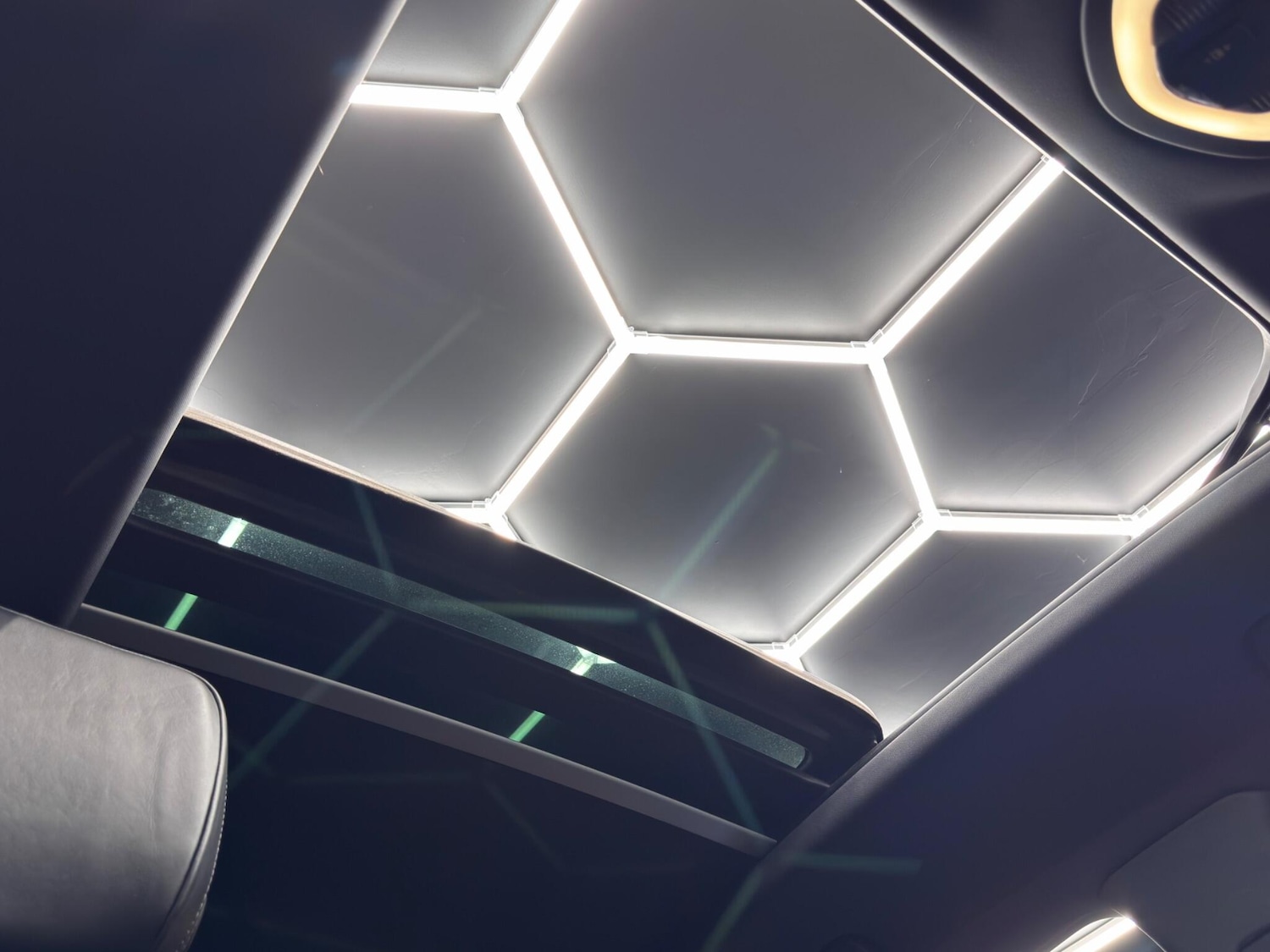 Used Porsche Macan 2017 for sale - 76307031: Photo 38