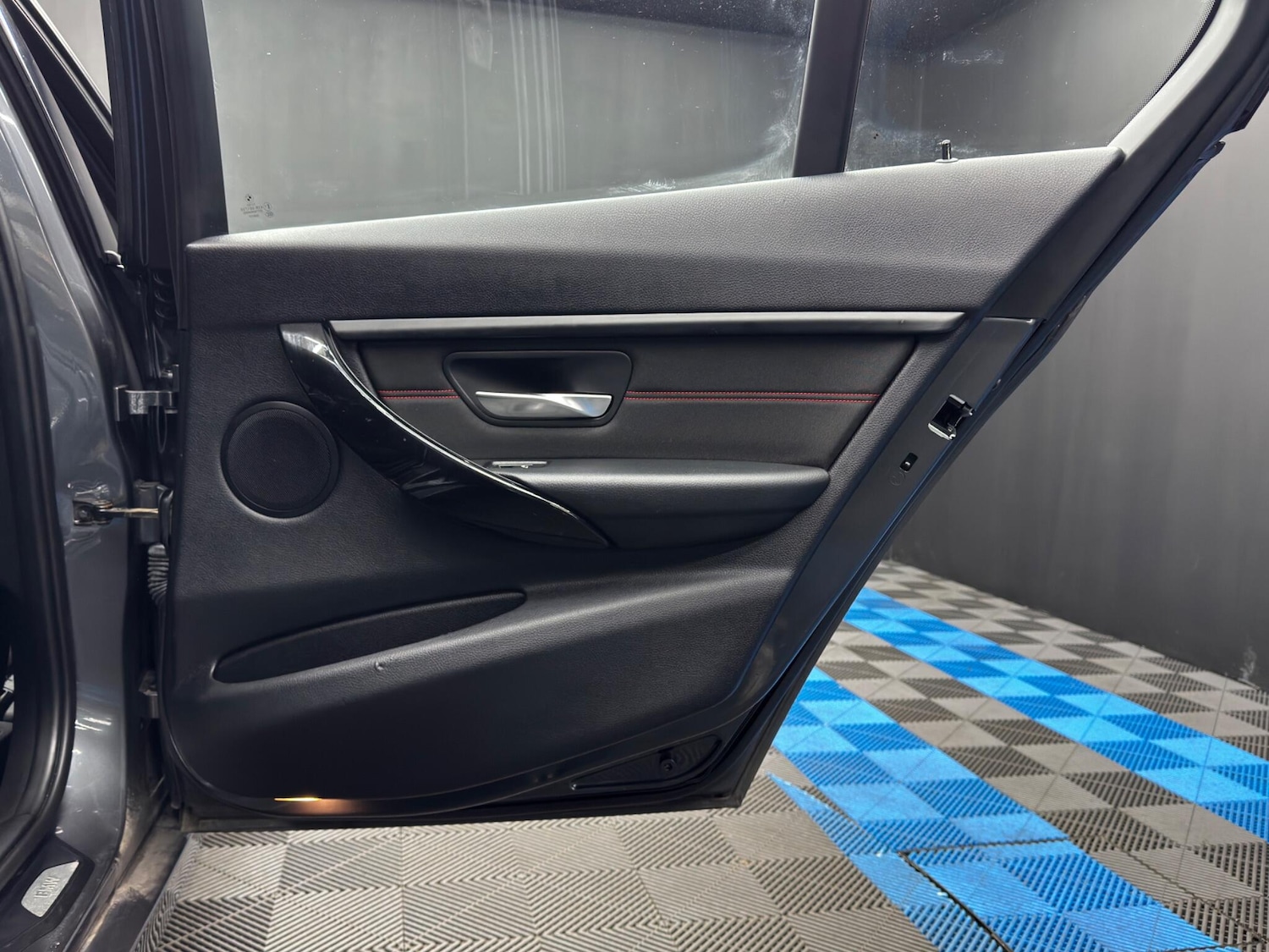 Used BMW 3 Series for sale - 77809067: Photo 43