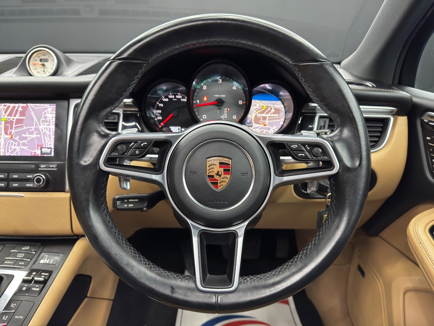 Used Porsche Macan 2017 for sale - 77396500: Photo 19