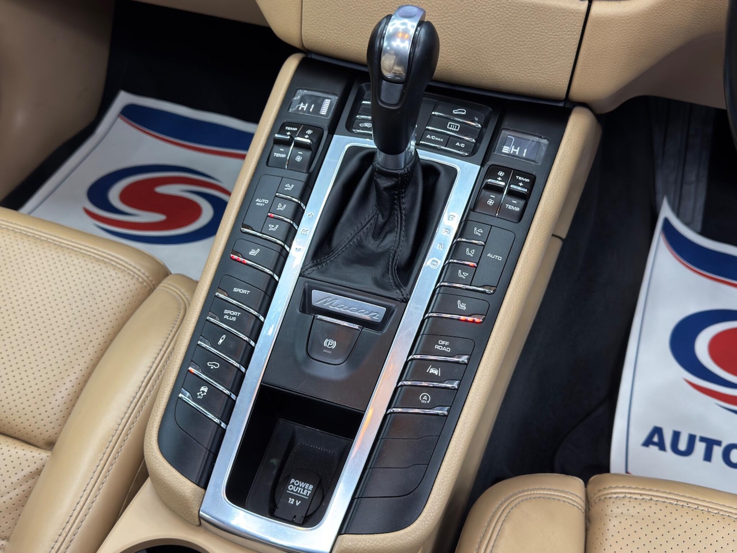 Used Porsche Macan 2017 for sale - 77396500: Photo 26