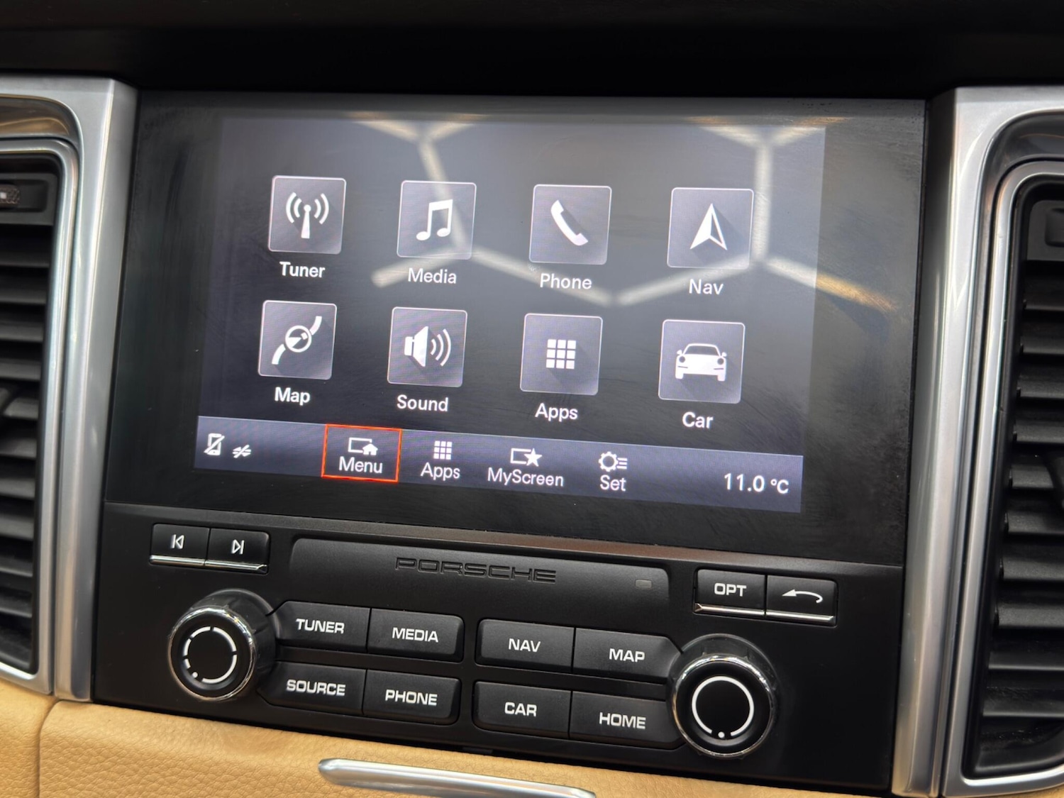 Used Porsche Macan 2017 for sale - 77396500: Photo 28