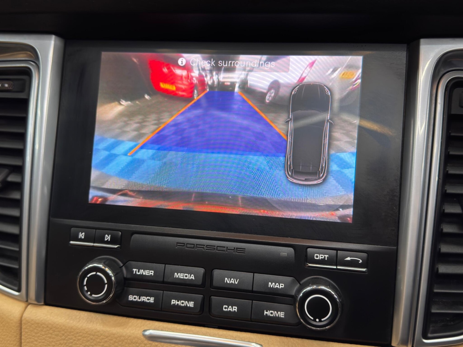 Used Porsche Macan 2017 for sale - 77396500: Photo 33