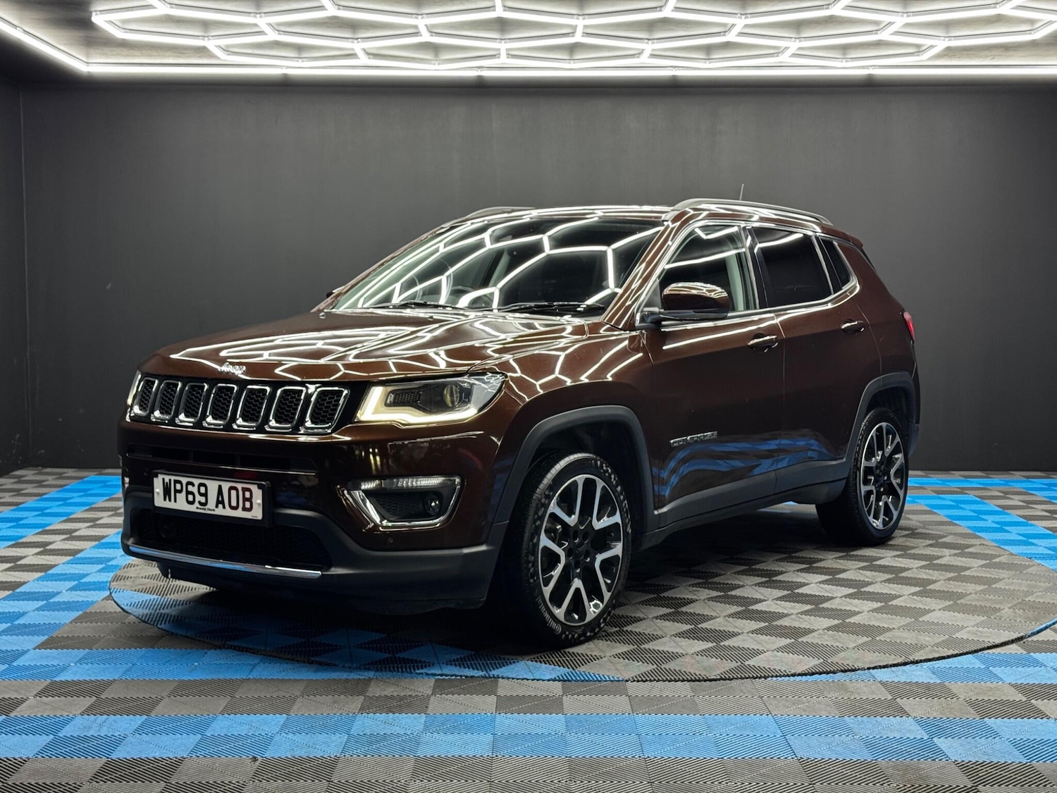 Used Jeep Compass 2019 for sale - 76918610: Photo 3
