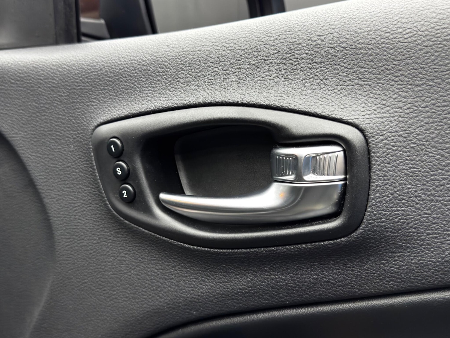 Used Jeep Compass 2019 for sale - 76918610: Photo 42