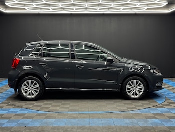 Used Volkswagen Polo 2015 for sale - 79497102: Photo