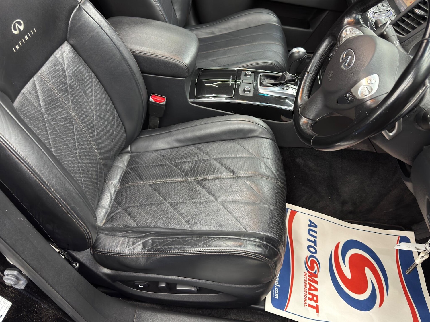 Used Infiniti QX70 2014 for sale - 77468807: Photo 13